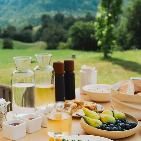 Zen Emerald & Spa, Soca River Hotel *