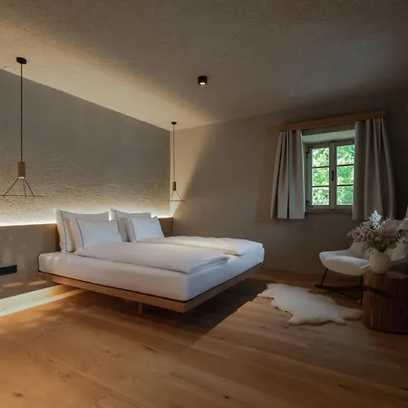 Zen Emerald & Spa, Soca River Hotel *