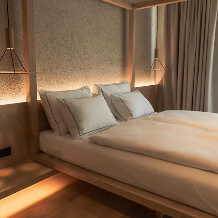 Hotel Zen Emerald & Spa, Soca River