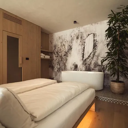 Hotel Zen Emerald & Spa, Soca River