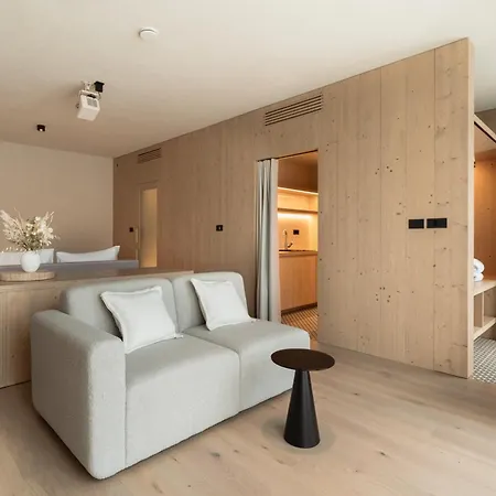 Zen Emerald & Spa, Soca River Hotel